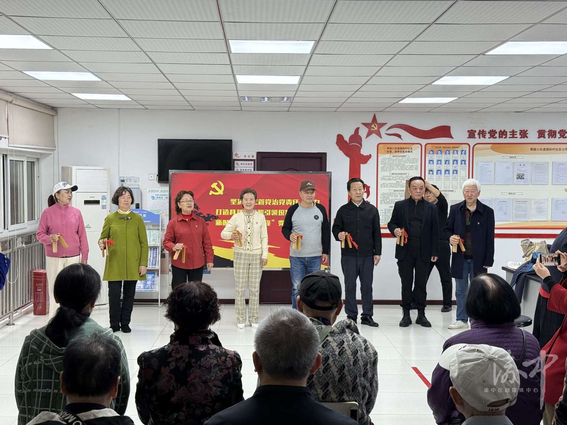 两路口街道:快板声声传反诈警民同心护平安