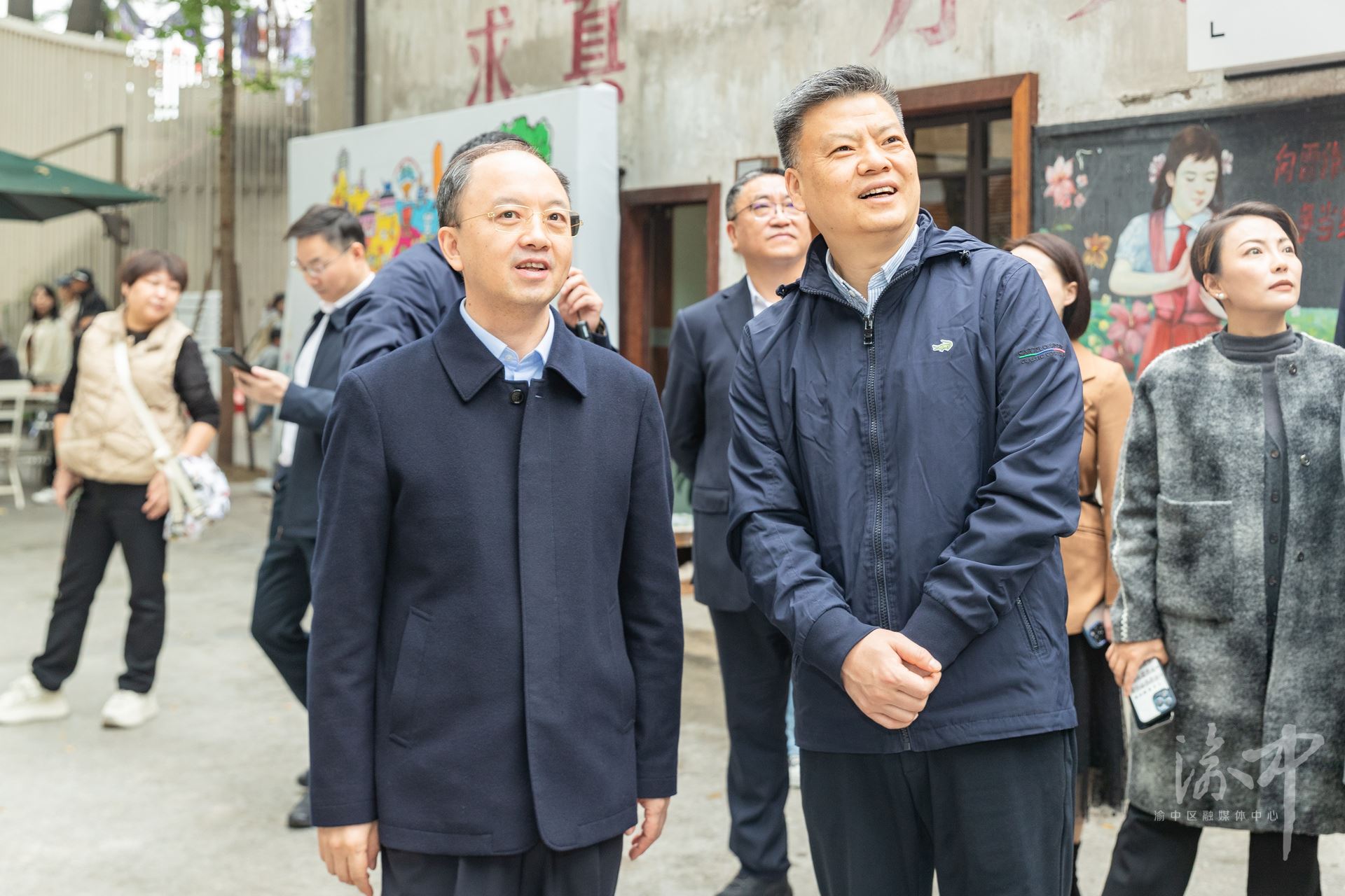 成都市青羊区党政代表团来渝中区考察唱“融入之歌”弹“协作之调”做“发展之功”携手推动成渝地区双城经济圈建设走深走实