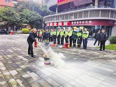 提升实战能力 筑牢安全防线 我区多举措持续抓好消防安全工作