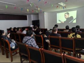 爱国电影进社区