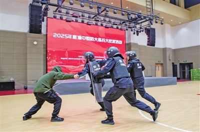 淬炼群防尖兵 筑牢平安防线 2025年度渝中群防大练兵大比武活动举行