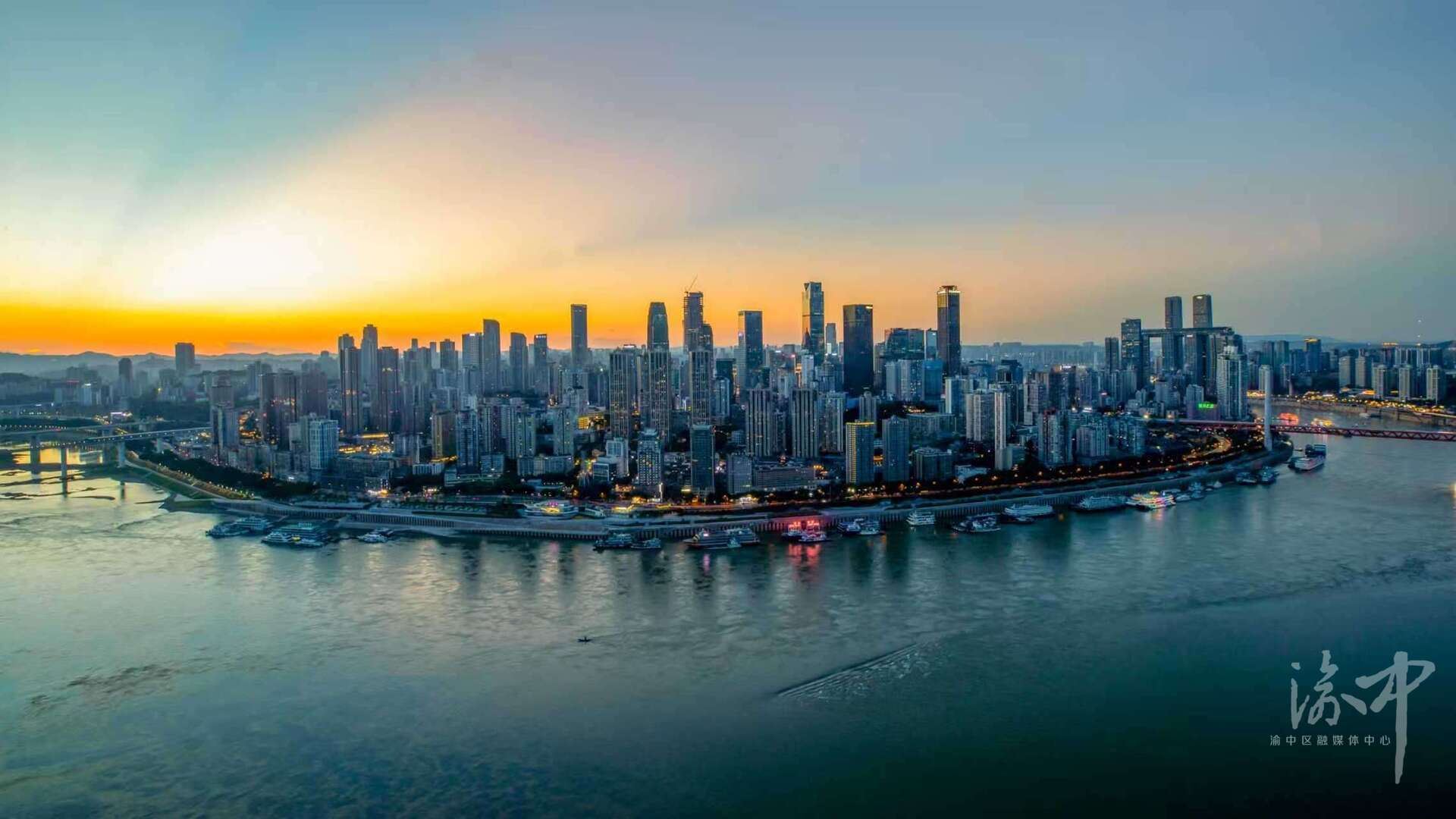 渝中软信产业从“满天繁星”向“北斗引领、启明带动”迭代提升！渝中区委副书记、区长谢东接受新华网专访