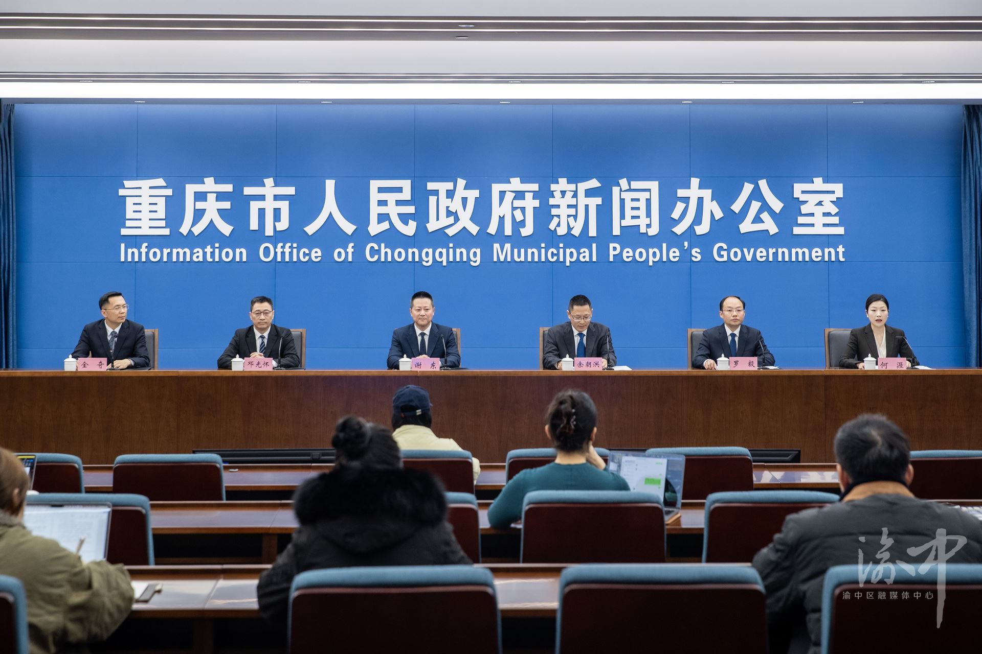 从全国示范到在西部率先实现“双千亿”跨越重庆解放碑全国示范步行街（商圈）五周年建设成效丰硕